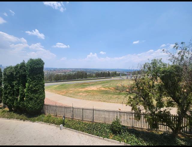 367M² OFFICE TO LET IN ALLANDALE